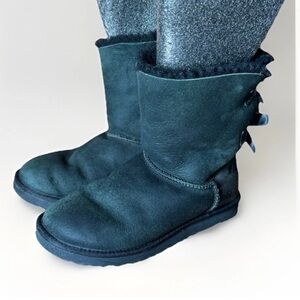 UGG Bailey Bow II Genuine Shearling Boots in Black Suede Women's Size 9
